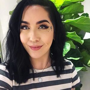 Meet your Posher, Ceferina